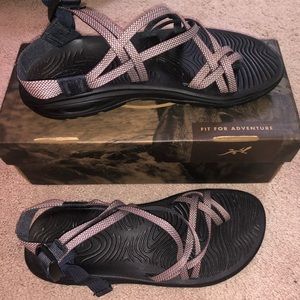 Chacos!!